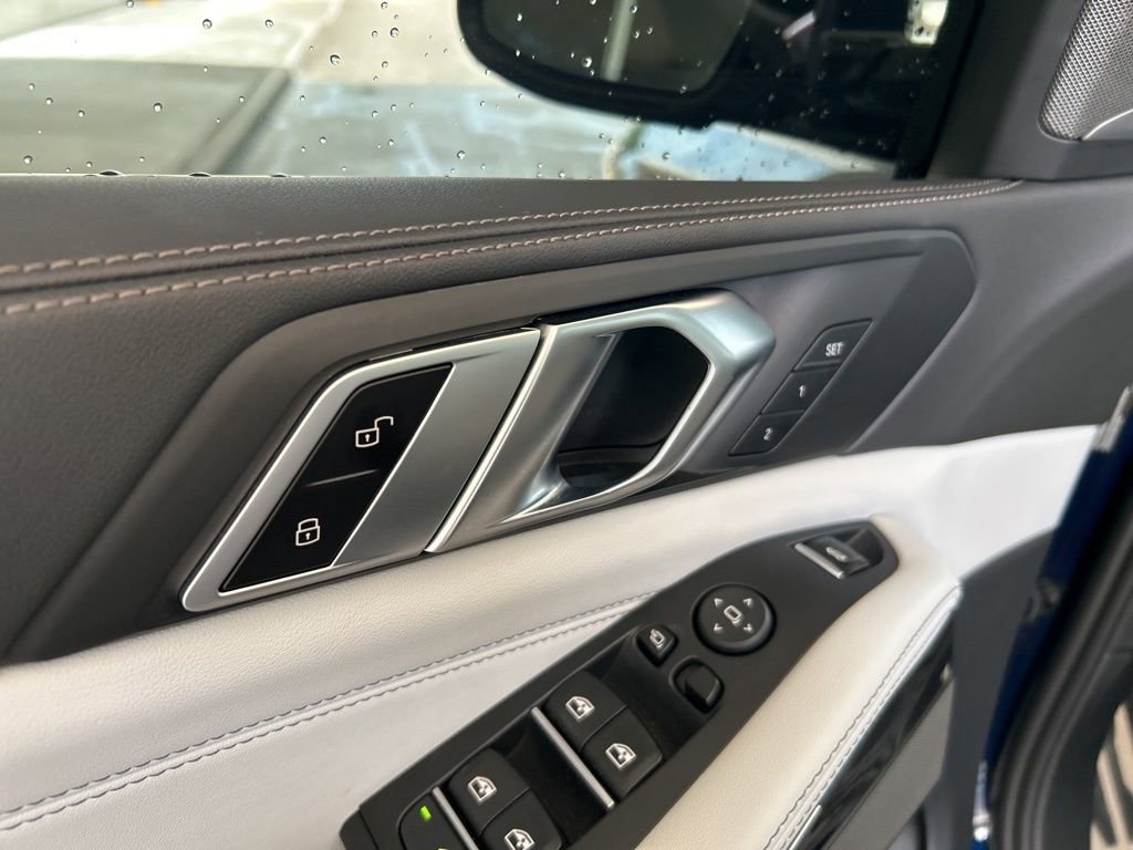 Used 2024 BMW X5 xDrive40i w/ M Sport Package image 48