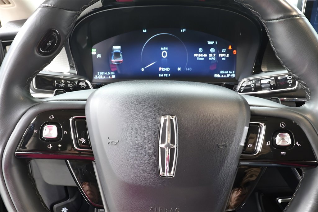 Used 2023 Lincoln Corsair Reserve image 11