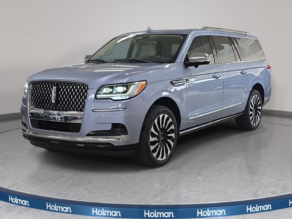 Used 2022 Lincoln Navigator L Black Label AWD/4WD image 1