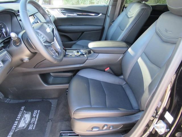 Certified 2025 Cadillac XT5 Premium Luxury image 18