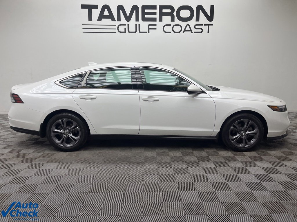 Used 2023 Honda Accord EX image 4