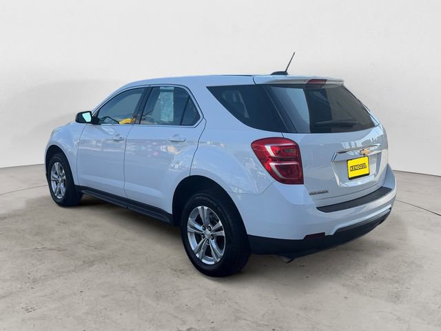 Used 2017 Chevrolet Equinox LS FWD image 3