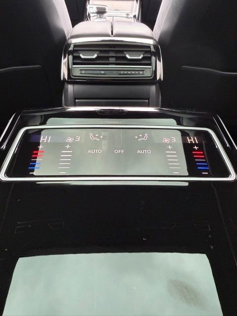 Used 2023 Audi S8 w/ S8 Executive Package image 29
