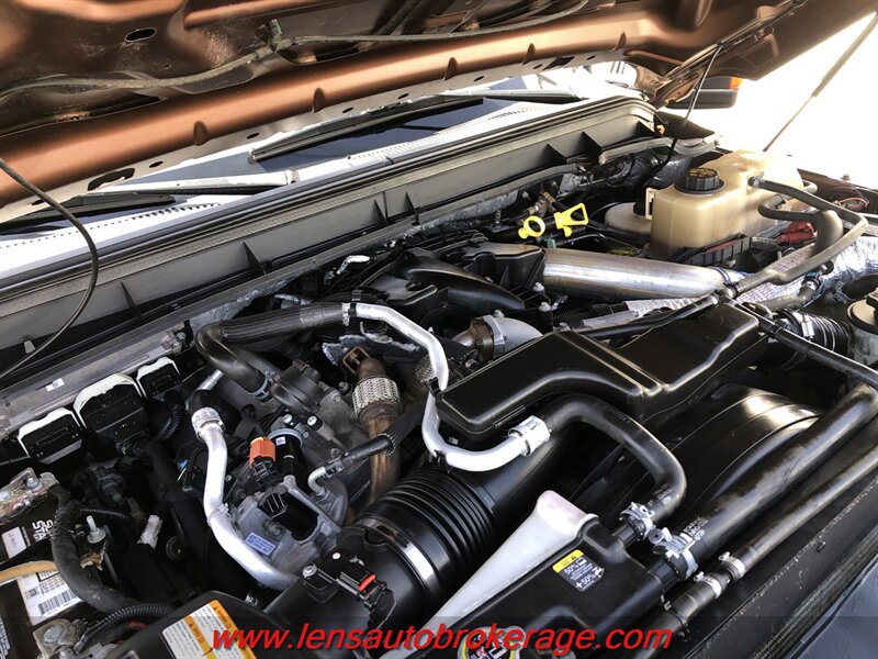 Used 2012 Ford F350 XLT w/ XLT Premium Pkg AWD/4WD image 23