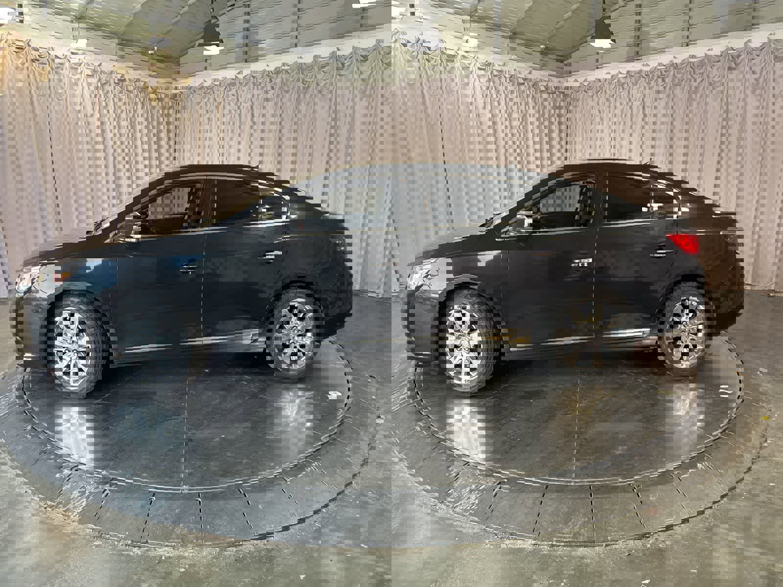 Used 2012 Buick LaCrosse Premium w/ Driver Confidence Package image 7