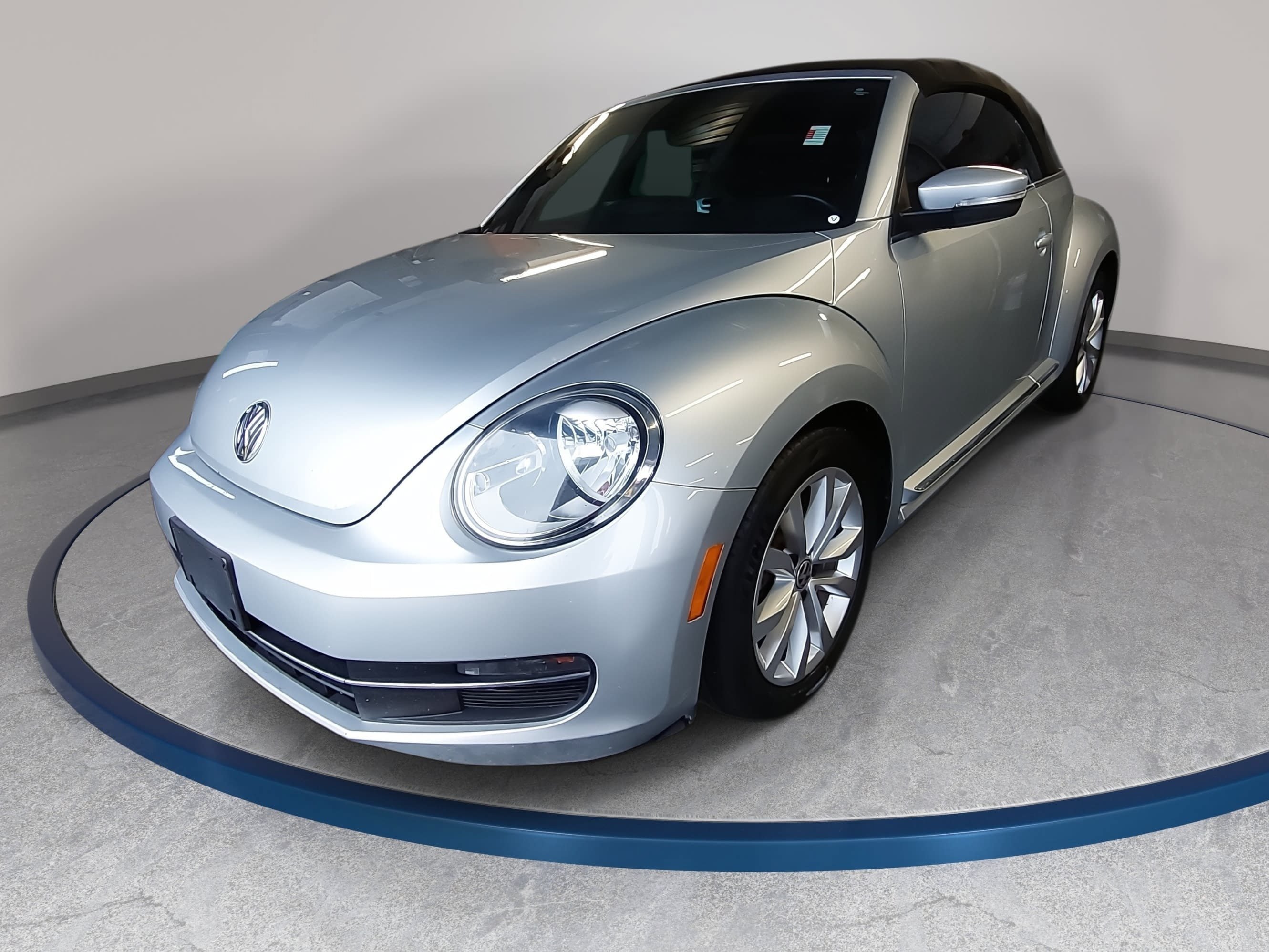 Used 2013 Volkswagen Beetle TDI FWD video 1