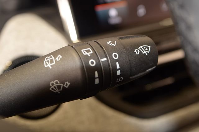 Used 2022 Jeep Compass Latitude image 25