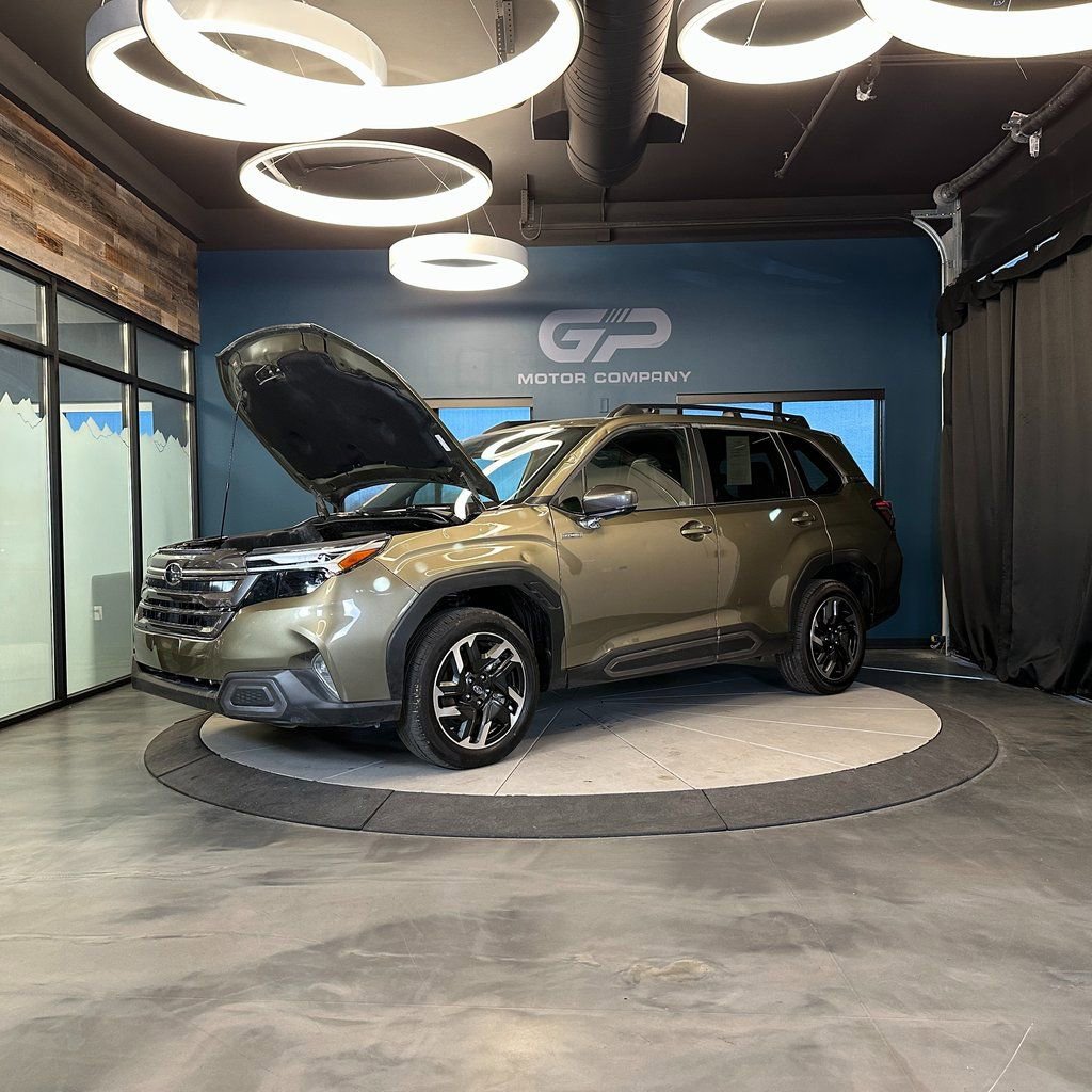 Used 2025 Subaru Forester Limited image 25