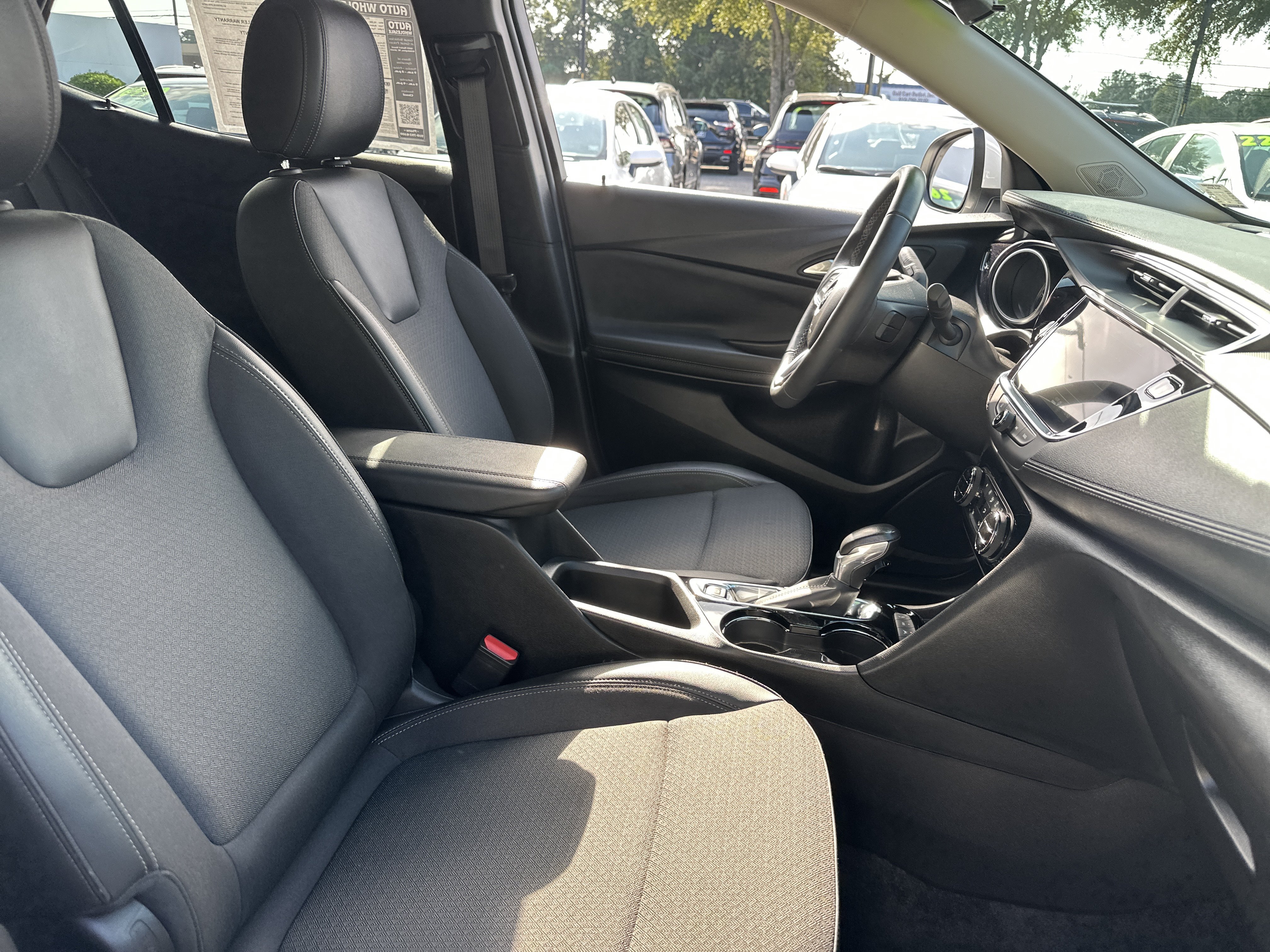 Used 2023 Buick Encore GX Select w/ Safety Package II AWD/4WD image 6