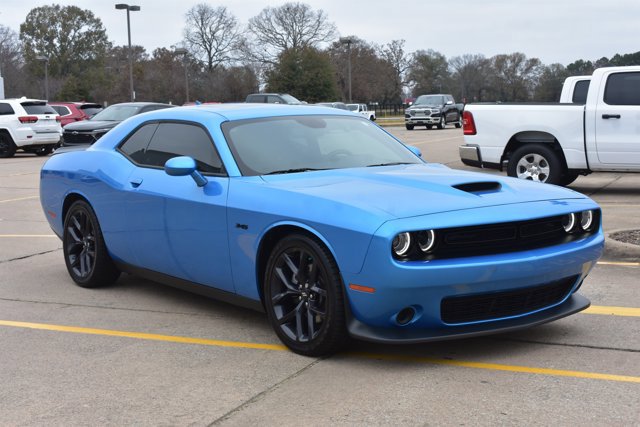 Used 2023 Dodge Challenger R/T w/ Blacktop Package image 3