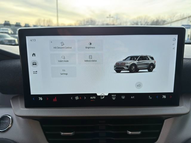 Used 2025 Ford Explorer Active image 30