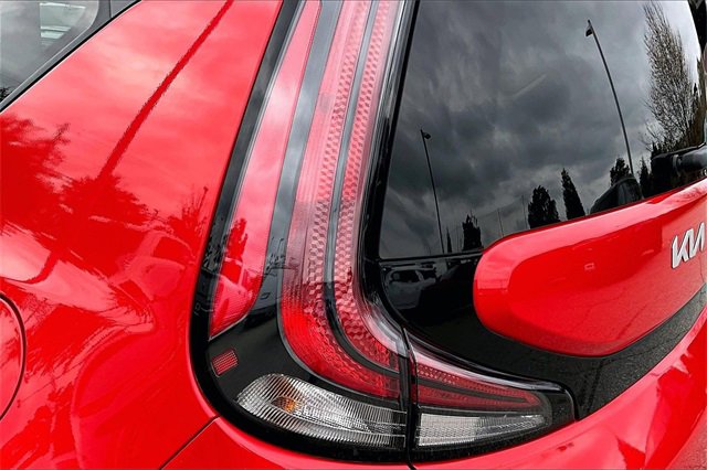 Used 2025 Kia Soul LX image 22