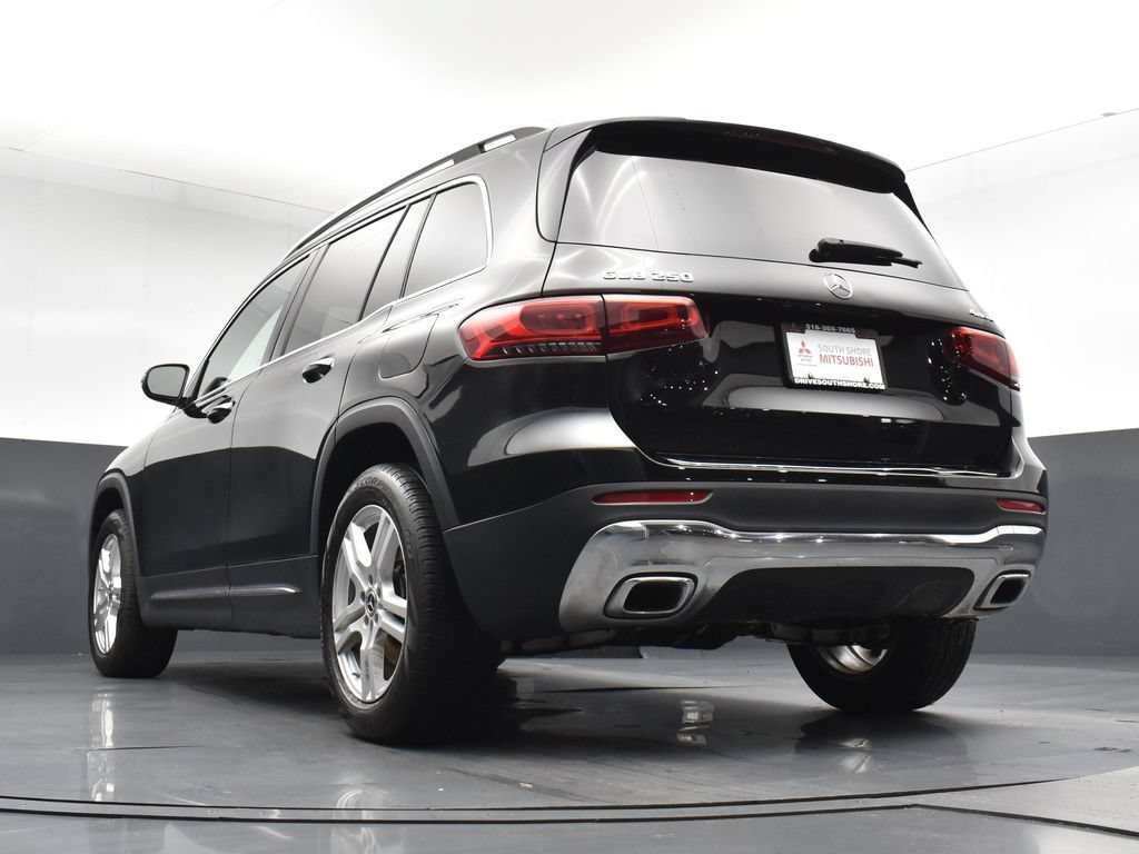 Used 2022 Mercedes-Benz GLB 250 4MATIC image 19