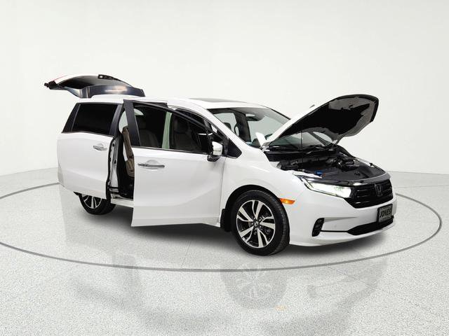 Used 2023 Honda Odyssey Touring image 11