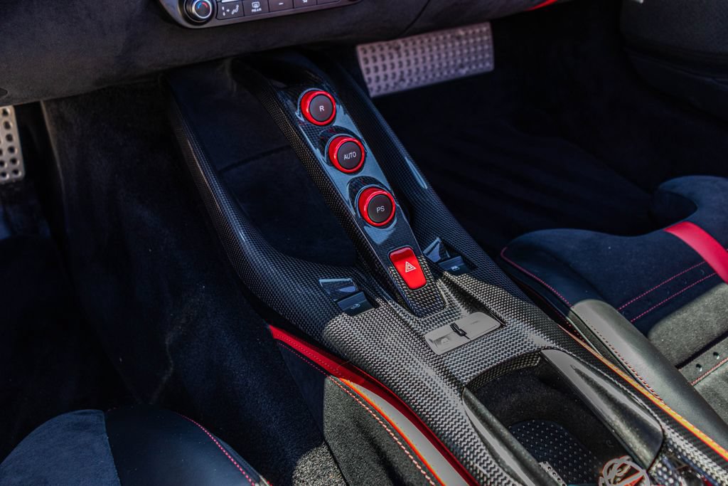 Certified 2022 Ferrari 812 GTS RWD image 5