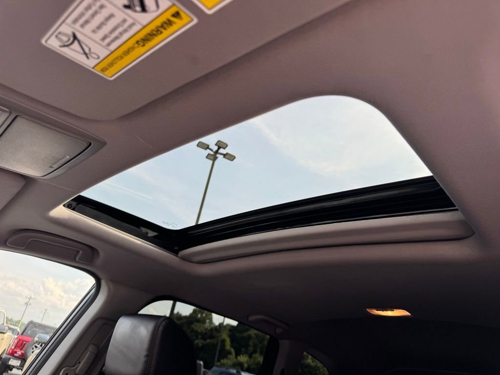 Used 2022 Honda CR-V EX-L image 11