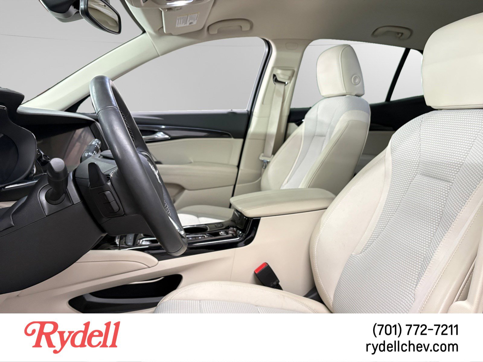 Used 2023 Buick Envision Preferred FWD image 10