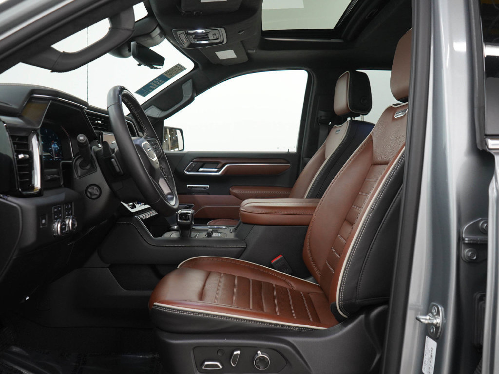 Used 2025 GMC Sierra 1500 Denali Ultimate AWD/4WD image 24