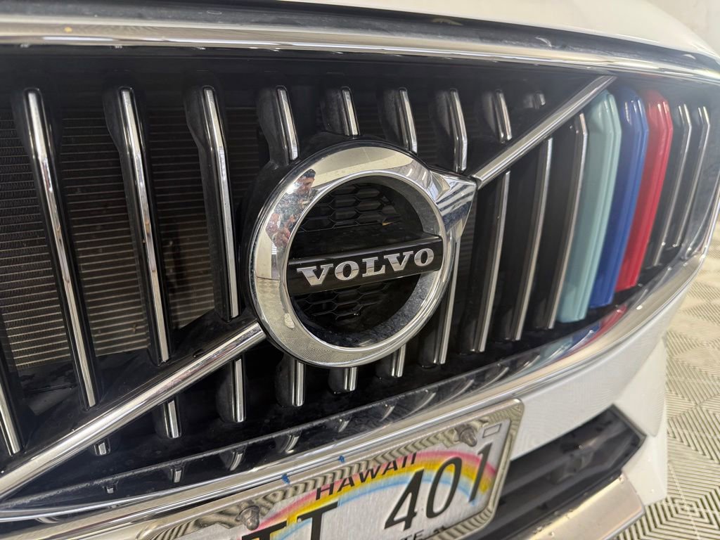 Used 2019 Volvo XC60 T5 Inscription w/ Protection Package Premier FWD image 11