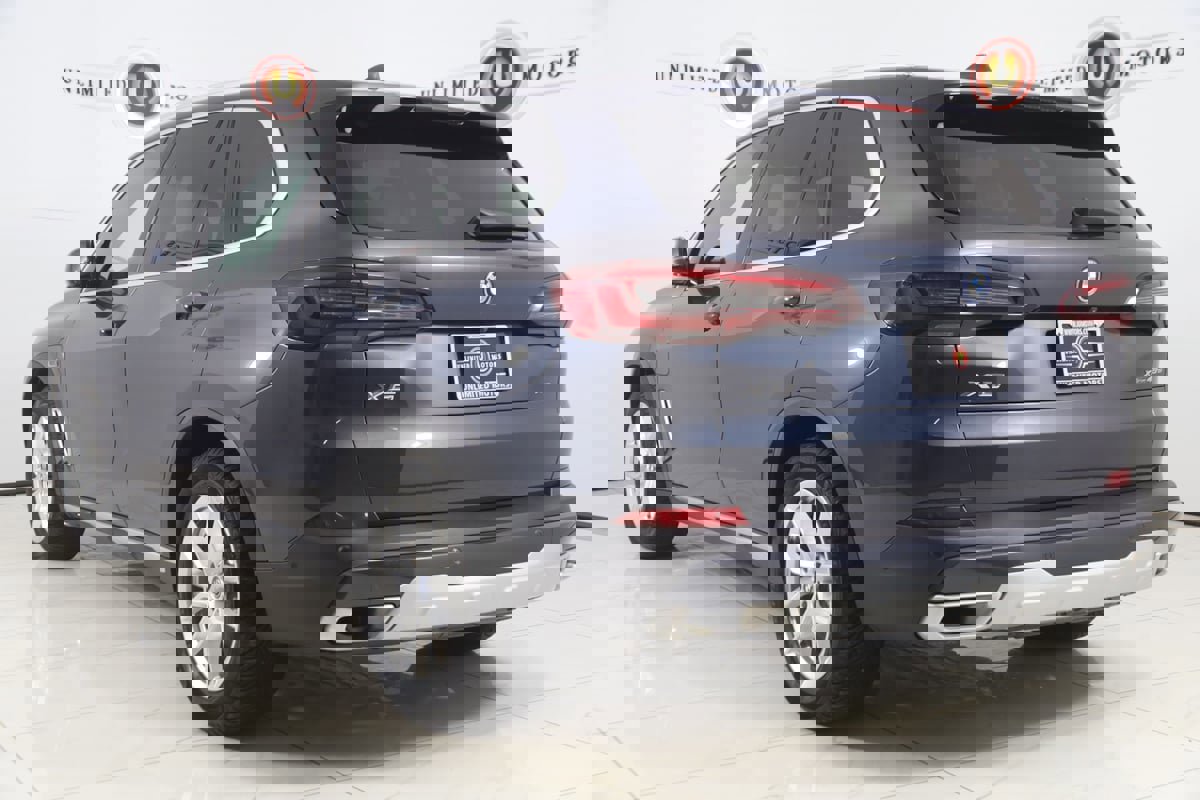 Used 2022 BMW X5 xDrive45e AWD/4WD image 4
