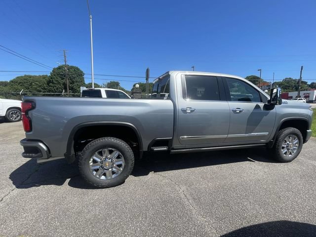 New 2026 Chevrolet Silverado 2500 High Country w/ Technology Package AWD/4WD image 2