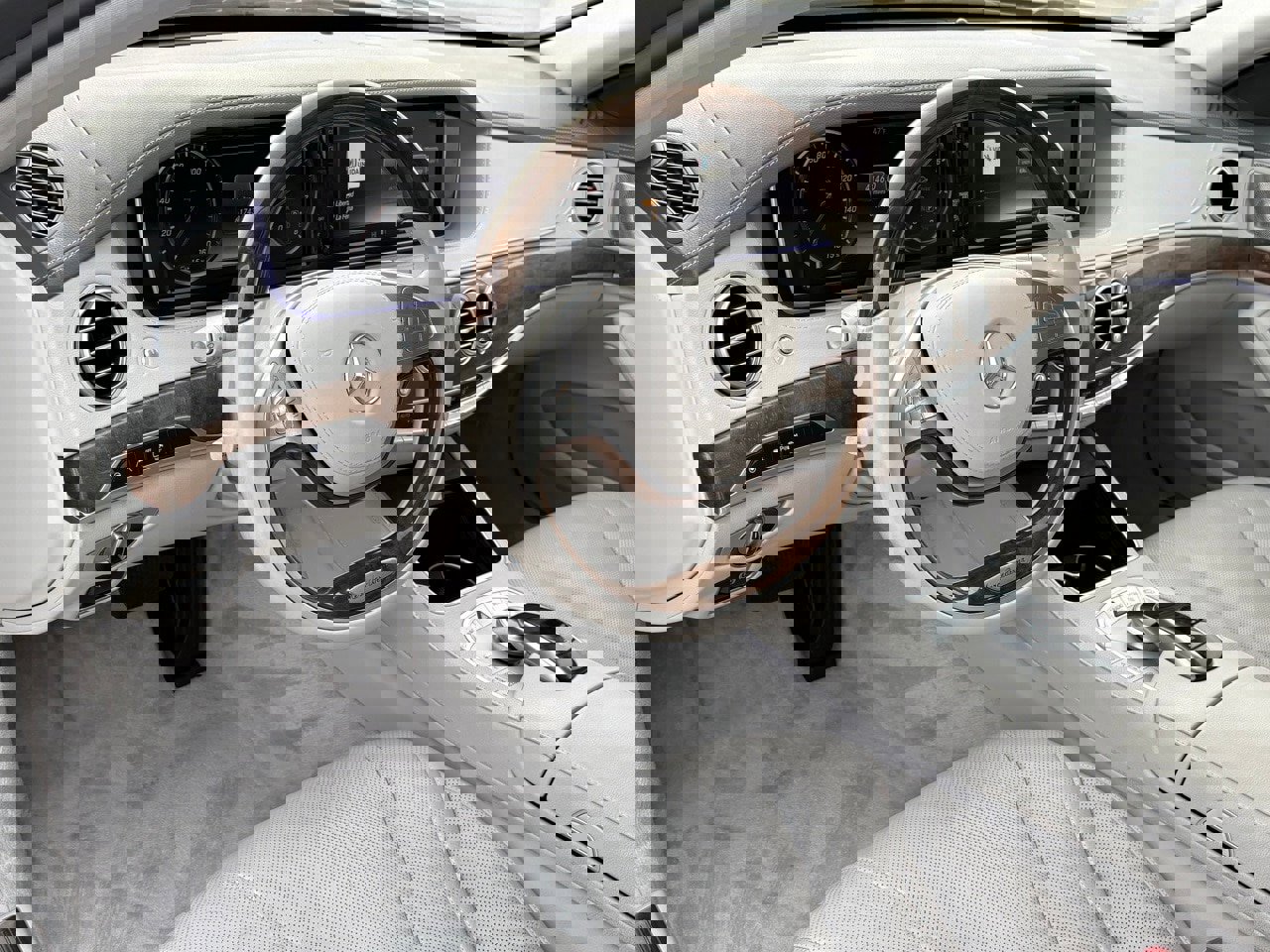 Used 2015 Mercedes-Benz S 550 Sedan image 15