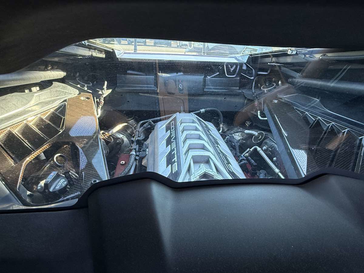 Used 2022 Chevrolet Corvette Stingray Premium Cpe w/ Z51 Performance Package RWD image 41