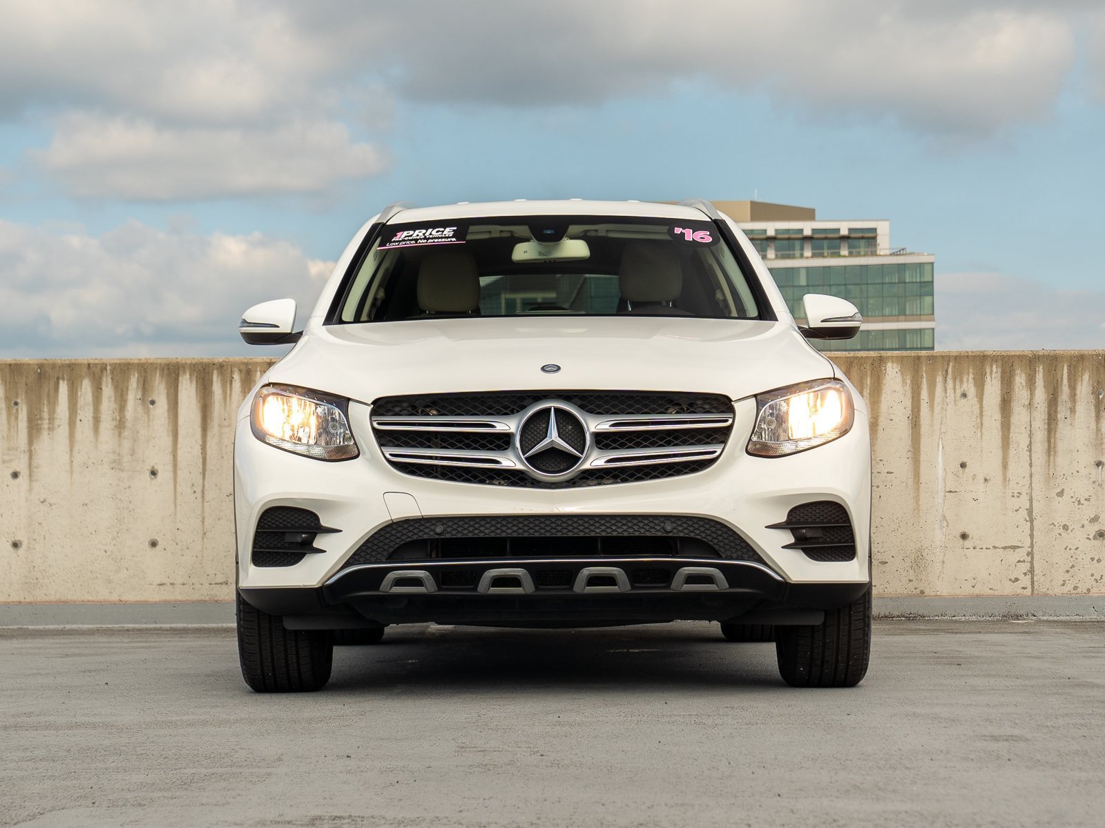 Used 2016 Mercedes-Benz GLC 300 image 2
