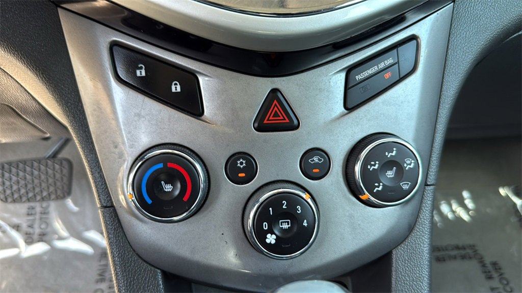 Used 2017 Chevrolet Sonic Premier image 26