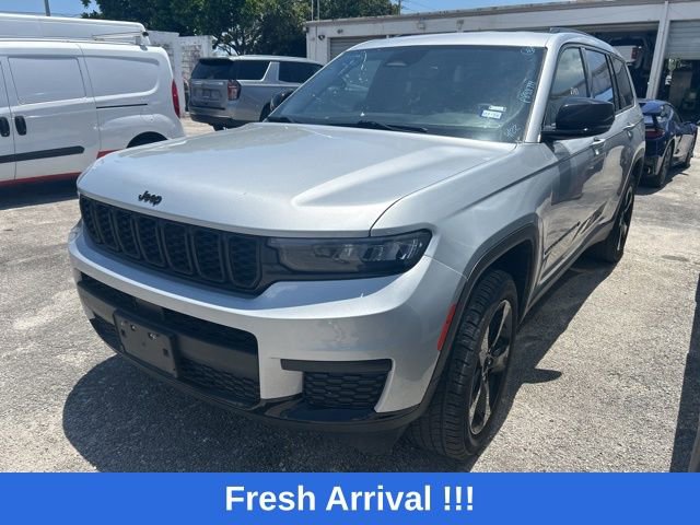 Used 2023 Jeep Grand Cherokee L Laredo