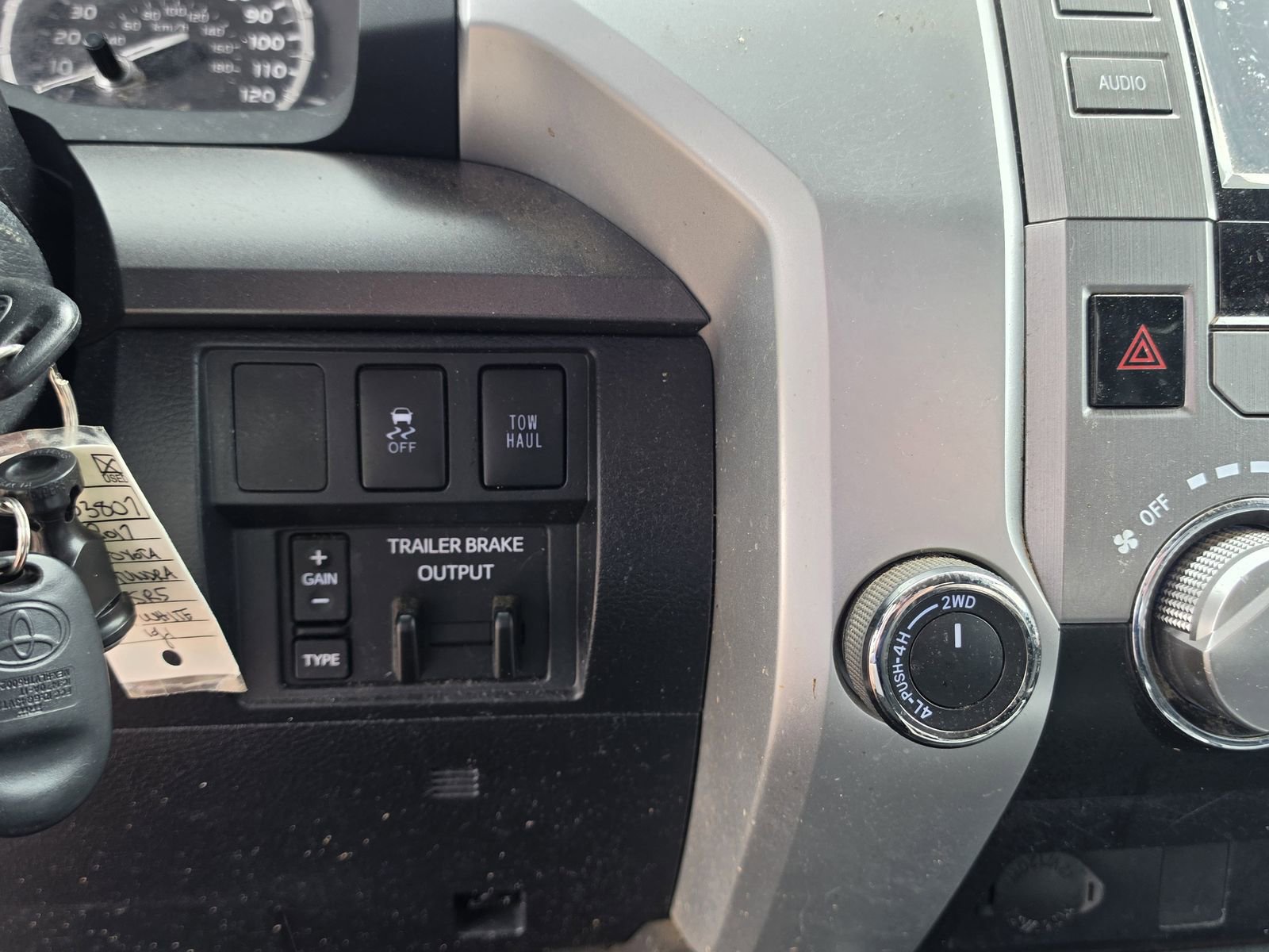 Used 2017 Toyota Tundra SR5 image 22