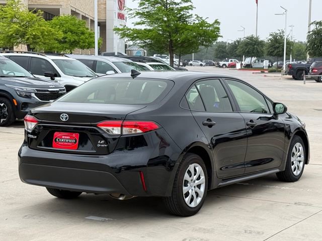 Used 2025 Toyota Corolla LE w/ Carpet Mat Package (TMS) FWD image 4