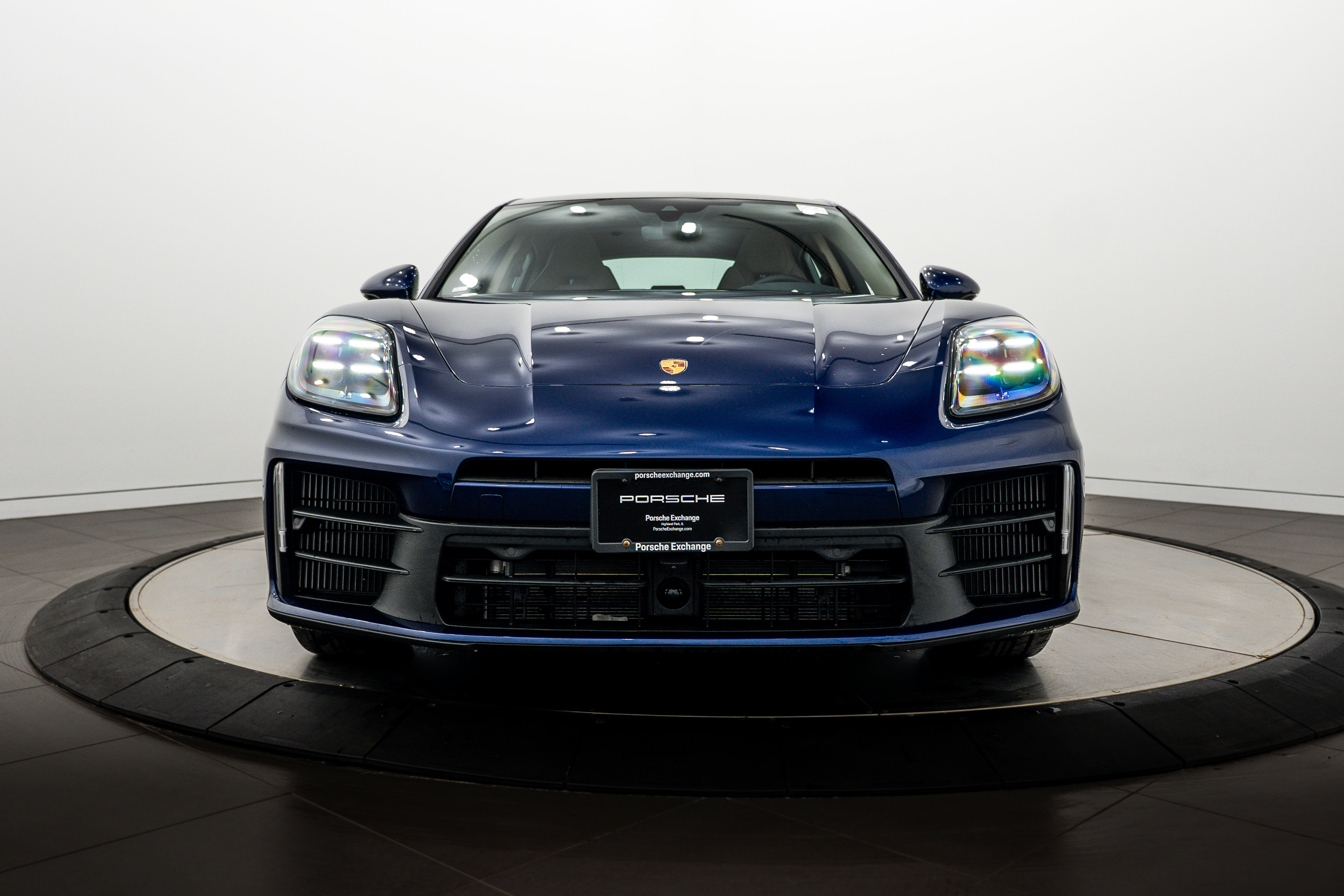 Certified 2026 Porsche Panamera 4 AWD/4WD image 10