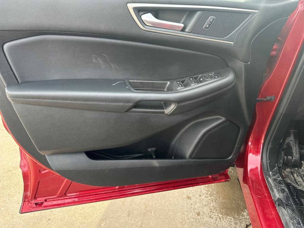 Used 2022 Ford Edge SEL w/ Convenience Package image 21
