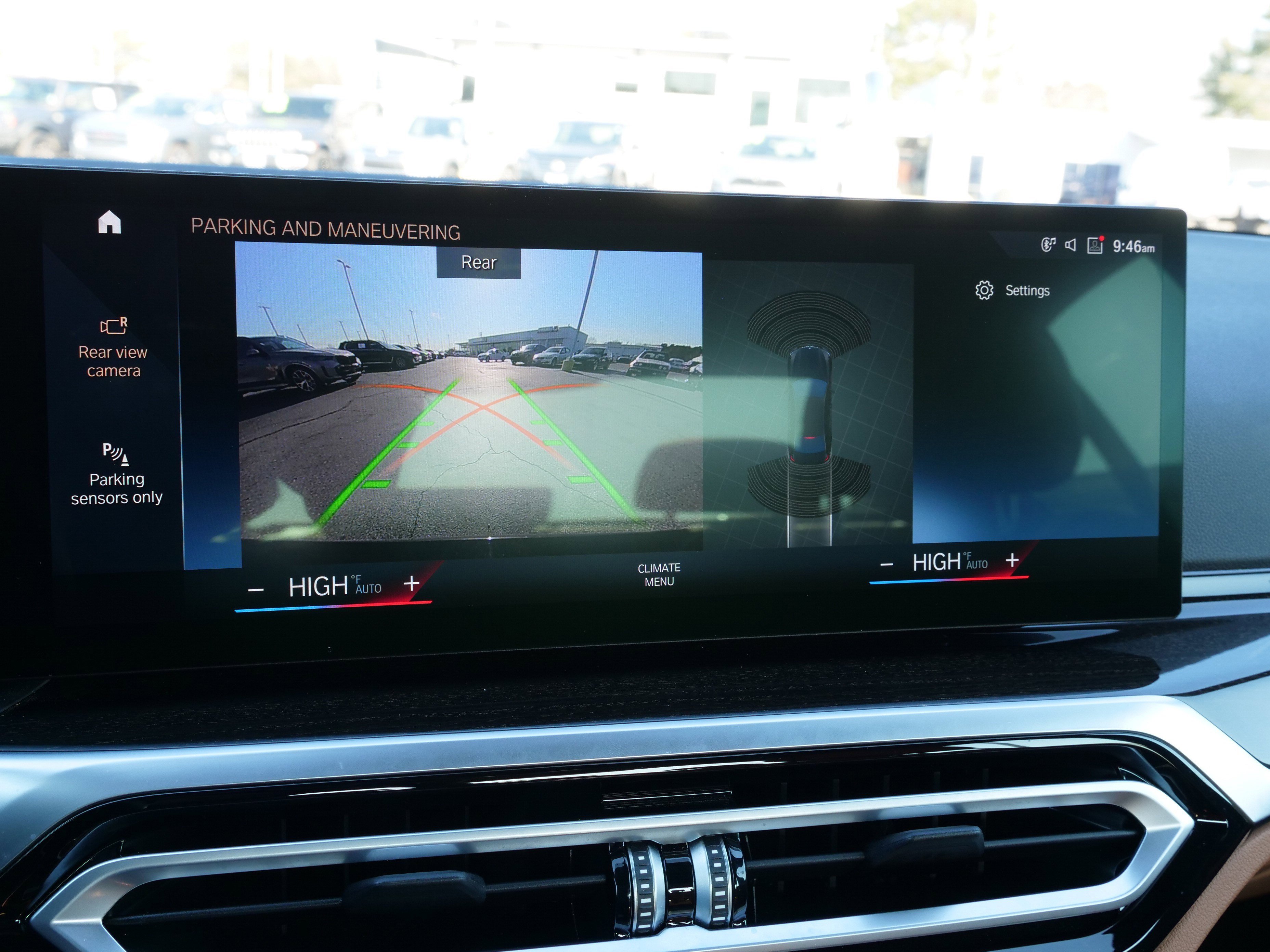 Certified 2023 BMW 330i Sedan w/ Convenience Package image 28