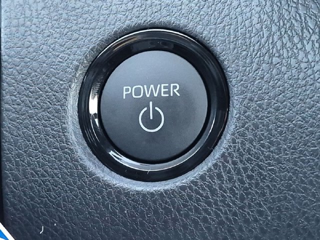 New 2026 Toyota Camry Hybrid AWD/4WD image 17