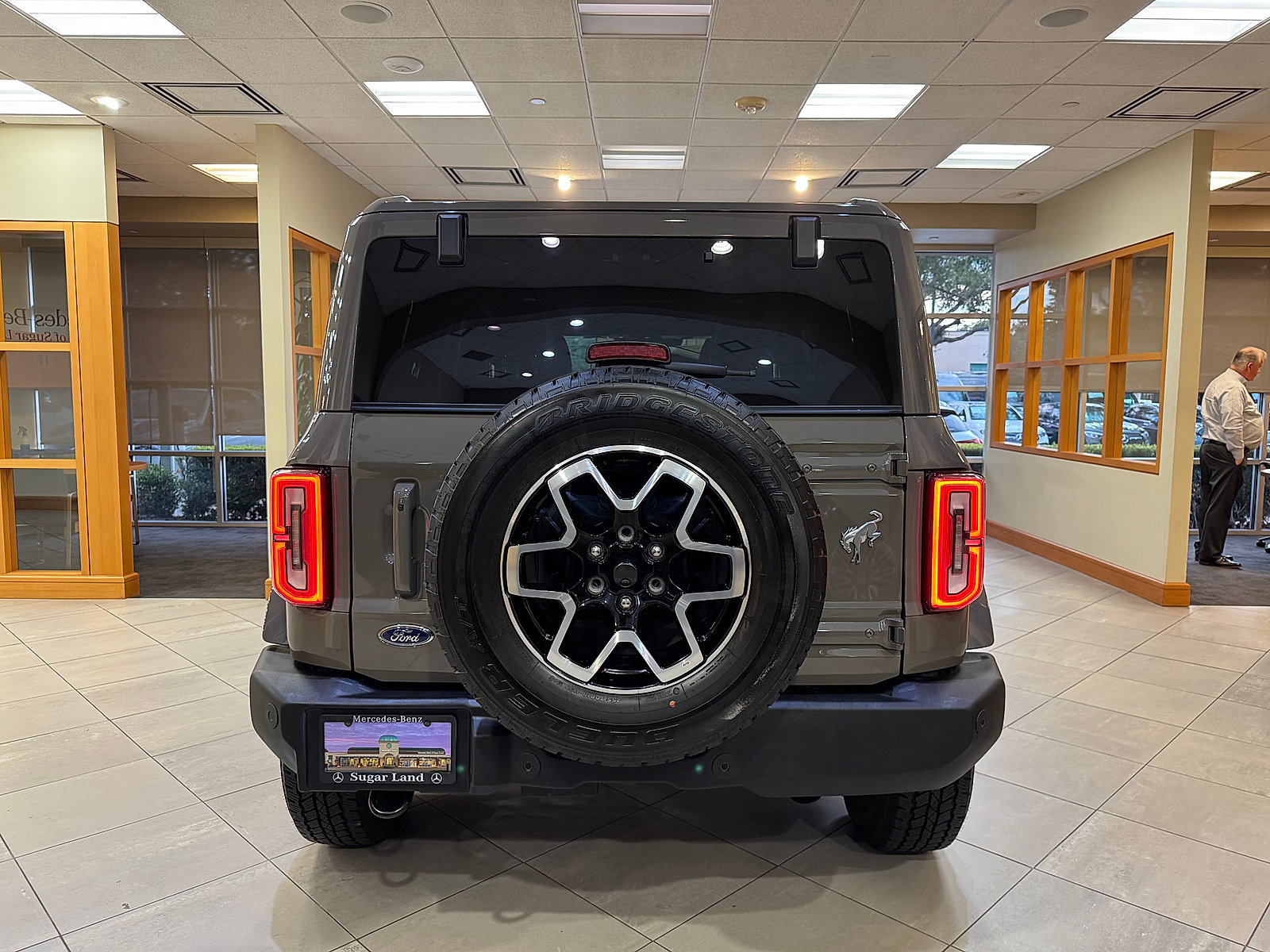 Used 2025 Ford Bronco Outer Banks AWD/4WD image 5