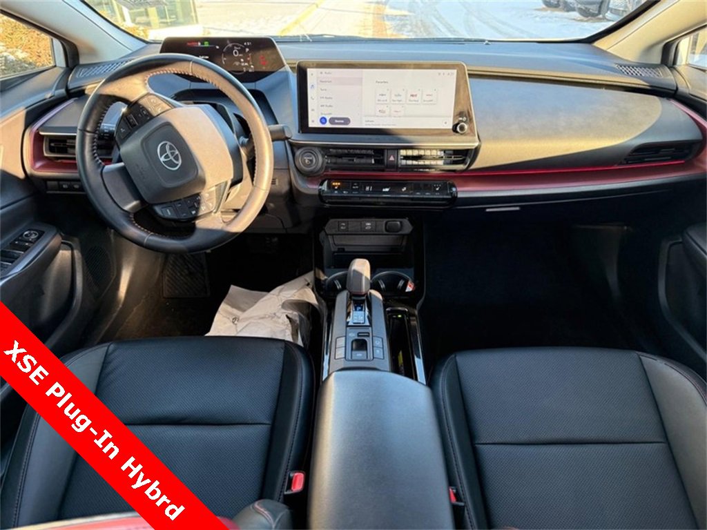 Used 2024 Toyota Prius Prime image 13