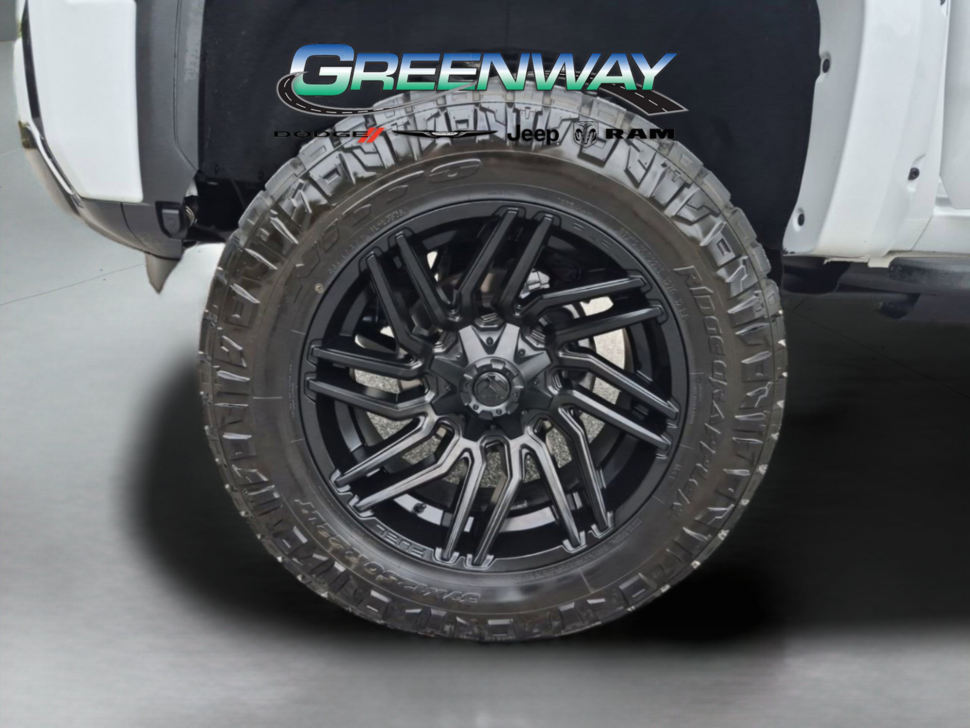 Used 2025 GMC Sierra 2500 AT4 w/ AT4 Premium Plus Package AWD/4WD image 30