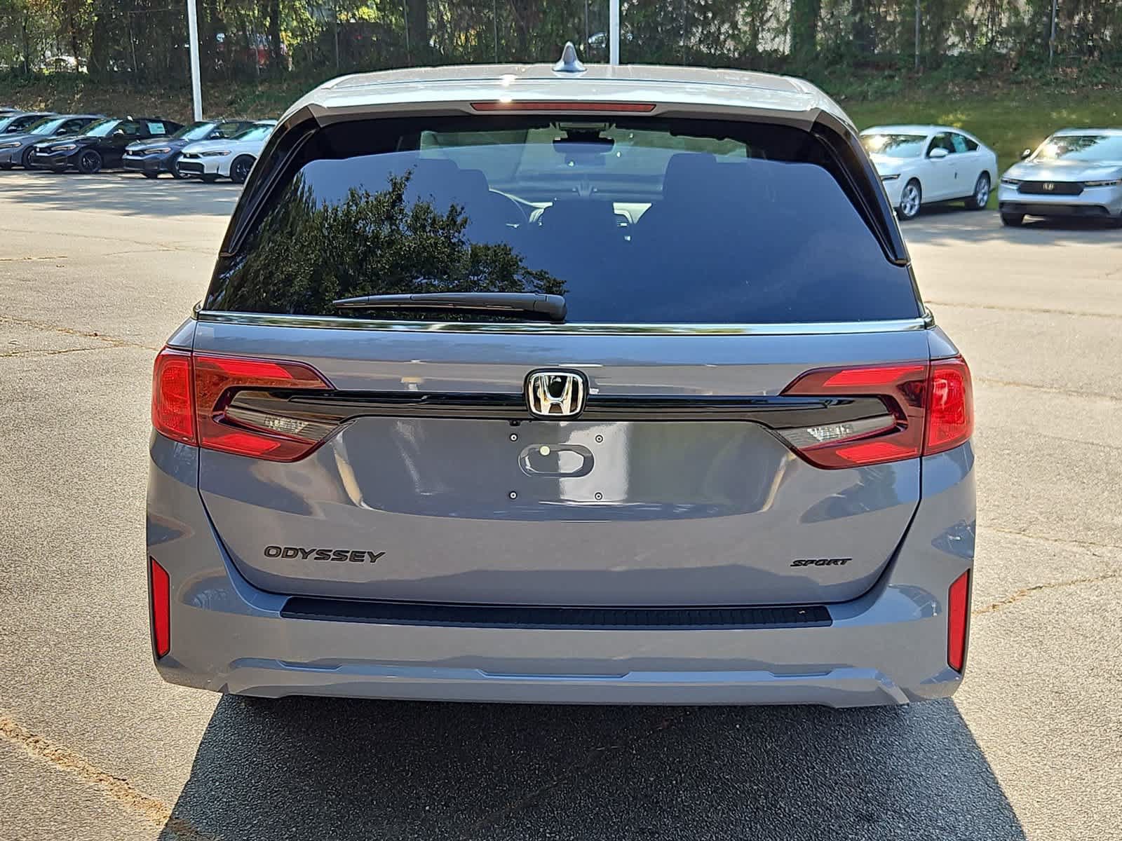 New 2027 Honda Odyssey Sport-L image 3