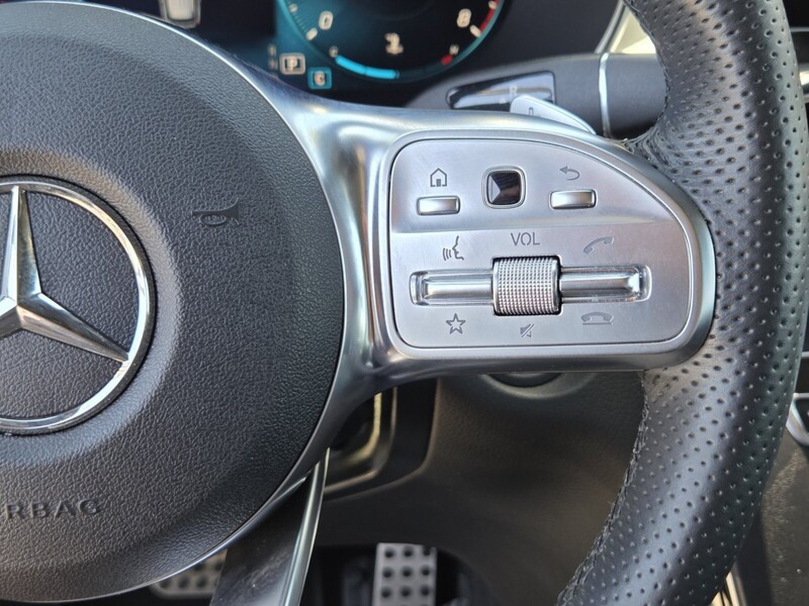 Certified 2022 Mercedes-Benz GLC 300 image 27