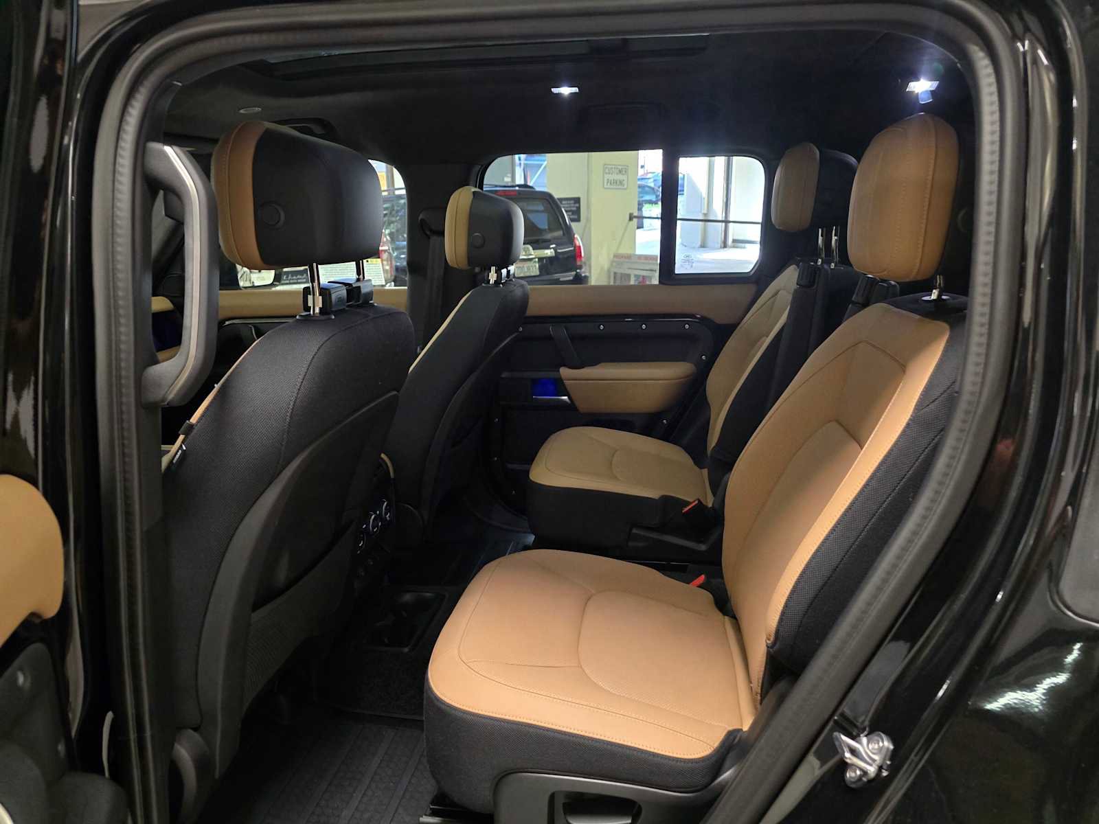 New 2025 Land Rover Defender 130 X AWD/4WD image 18