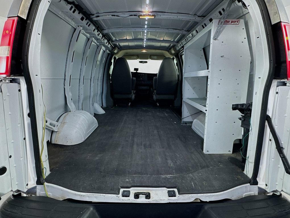 Used 2014 Chevrolet Express 1500 RWD image 22