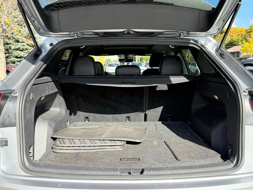 Used 2022 Volkswagen Atlas Cross Sport SE image 26