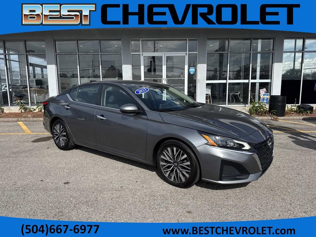 Used 2023 Nissan Altima 2.5 SV