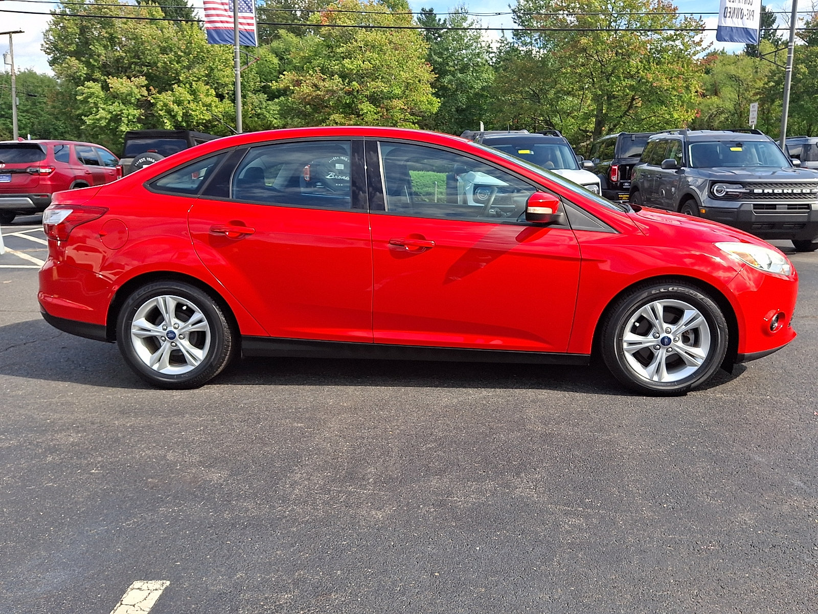 Used 2014 Ford Focus SE FWD image 8