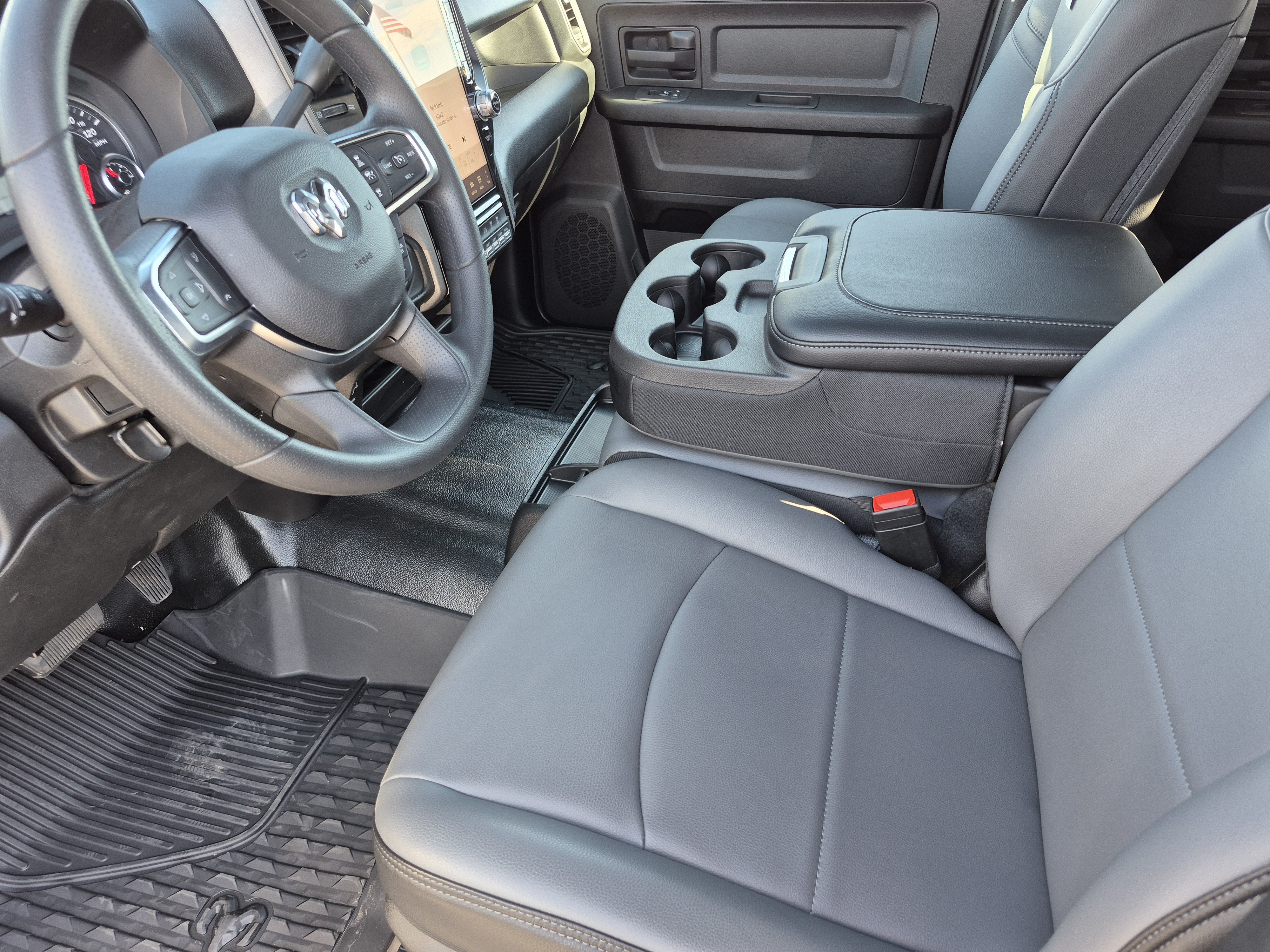 New 2026 RAM 3500 Tradesman AWD/4WD image 22