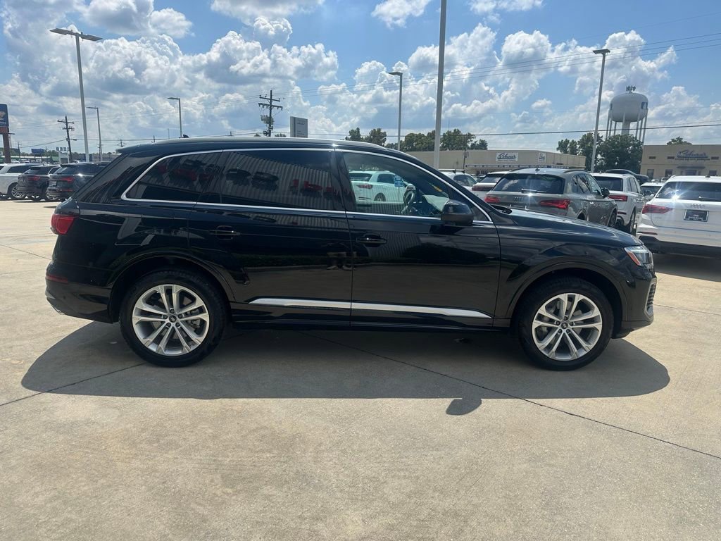 Used 2025 Audi Q7 3.0T Premium w/ Convenience Package image 6
