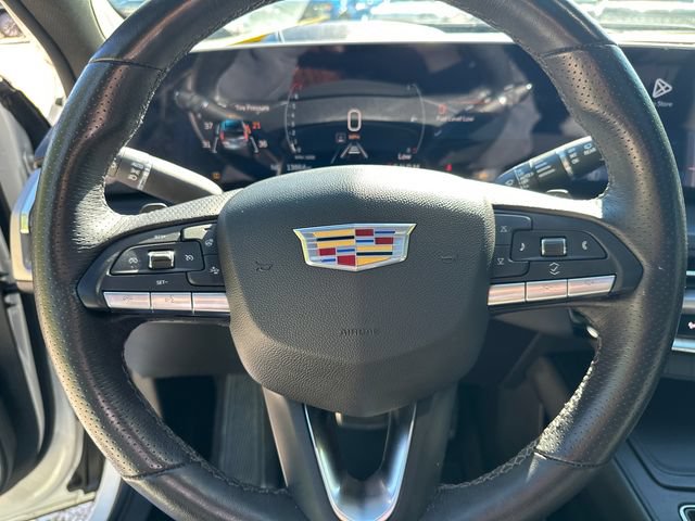 Used 2024 Cadillac XT4 Sport AWD/4WD image 32