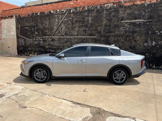 Used 2025 Kia K4 FWD image 51